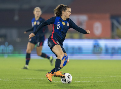 Kt Tape Adds Soccer Superstar Kelley O Hara To Athlete Roster Markets Insider