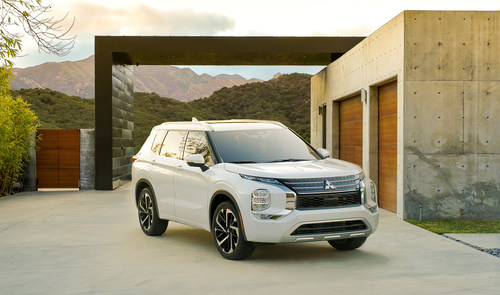 Mitsubishi Motors introduces all-new 2022 Outlander in world's first Amazon Live unveil event.