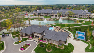 The Blossom Ridge clubhouse welcomes residents and their guests into an all-inclusive leisure environment for relaxing or entertaining within the campus. The tranquil walking trails and secured pathways are perfect for a relaxing stroll without leaving the campus.