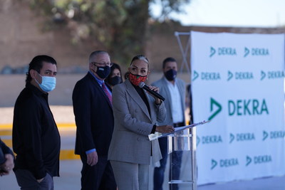 María Limon García, mayor of Tlaquepaque, addresses the audience at the new DEKRA emissions inspection station in Guadalajara.