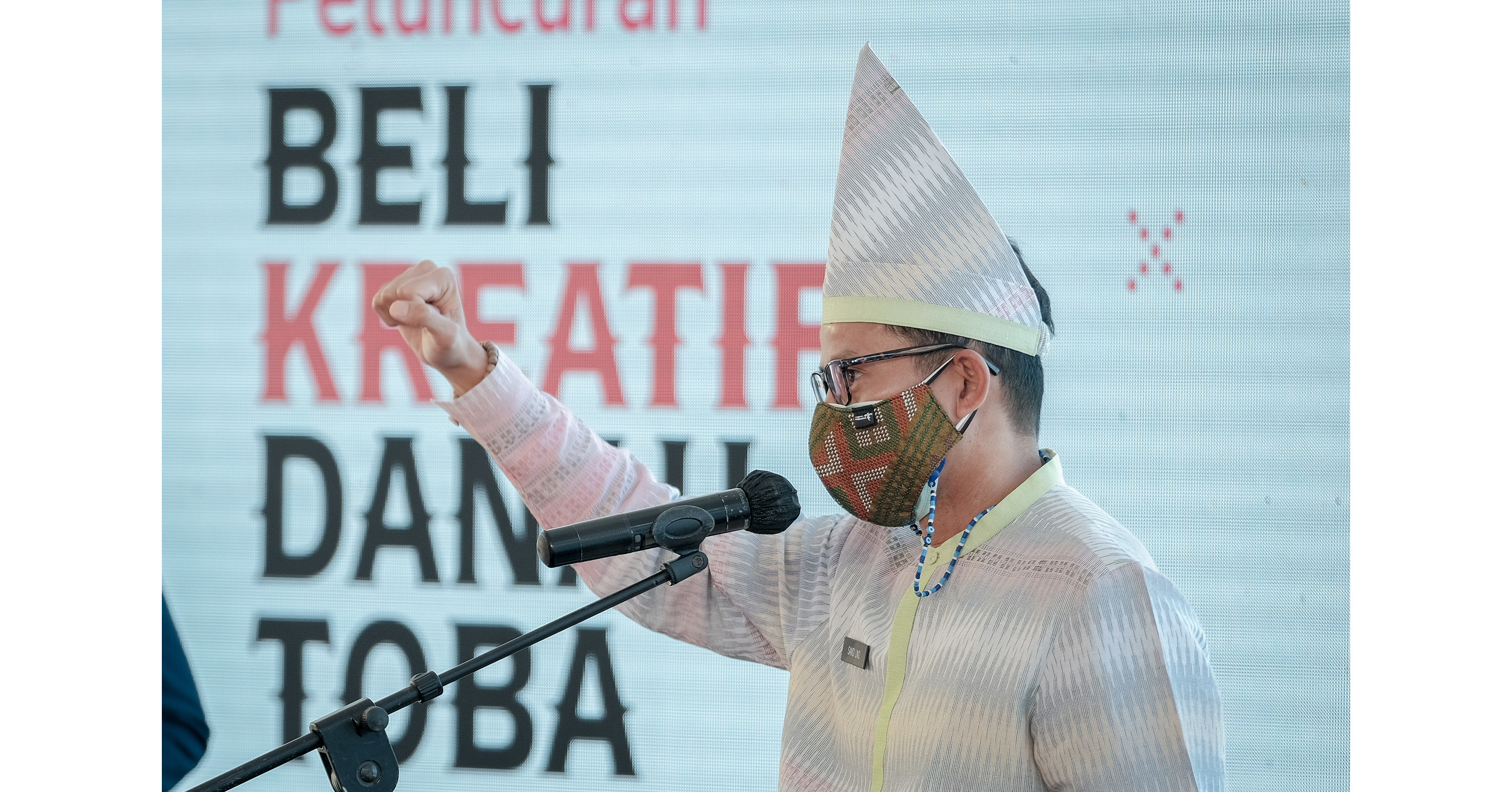 Back #BeliKreatifDanauToba: Minister of Tourism Gets Behind New Campaign and Encourages Public to be Proud of Local Toba Products