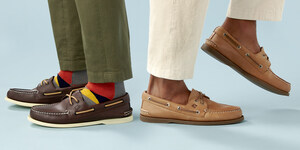 The Sperry Sock Debate - how do you wear Sperry boat shoes? With or without socks?