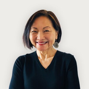 Columnist Vivia Chen Joins Bloomberg Industry Group