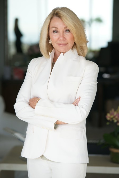 Jade Mills Honored As The No. 1 Coldwell Banker Realty Agent In The Nation - Vimarsana News