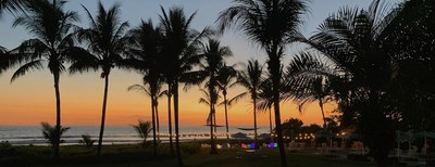 The sunset at ATMA Azul Journey Center in Costa Rica as seen from the property's ocean front location. (CNW Group/ATMA Journey Centers Inc)