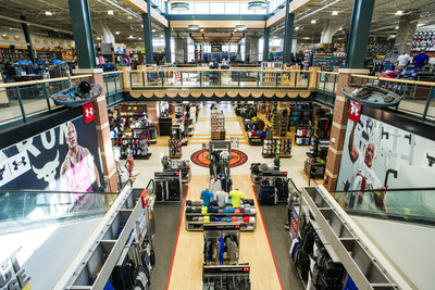 Dick's Sporting Goods Doubles Ecommerce Sales in 2020