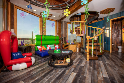 The decked-out pineapple house features several rooms including SpongeBob’s well-known living area.