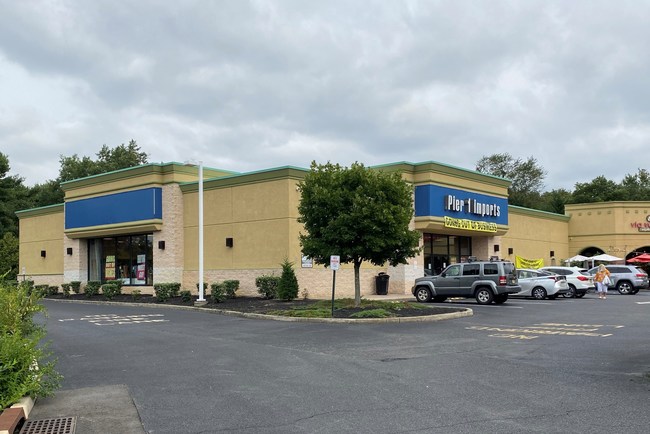 Dollar Tree is expected to open in this former Pier 1 store on State Hwy in the second quarter of 2021.  35 in Manasquan, NJ.