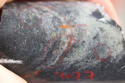 Figure 3: High-grade gold mineralization from 407.70 metres downhole in BR-271. Image is of a selected interval and is not representative of all gold mineralization on the property. (CNW Group/Great Bear Resources Ltd.)