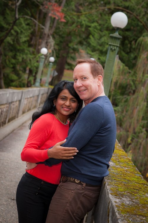 Indu Navar, CEO of EverythingALS and Answer ALS Advisory Board Collaborator, and her late husband Peter Cohen, who lived with ALS. (CNW Group/Roche Canada)