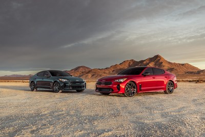 Stinger GT y GT-Line 2022 (PRNewsfoto/Kia Motors America)