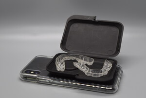 SmilerSaver Announces the Issuance of a US Patent for Revolutionary Orthodontic Case for Clear Aligners and Retainers
