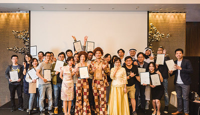 Vpon's Founder and Chief Executive Officer Victor Wu transferred free shares personally to long serving Vponers to thank their extraordinary support and effort. Vpon's Founder and Chief Executive Officer Victor Wu transferred free shares personally to long serving Vponers to thank their extraordinary support and effort.