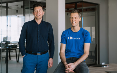 Cleanshelf CEO Dusan Omercevic (left) and LeanIX CEO André Christ (right)