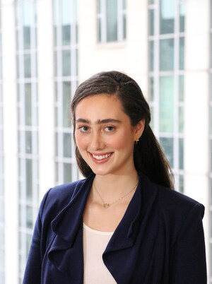 Chicago Teen Entrepreneur Leading the Effort to Bring Local Restaurants Back