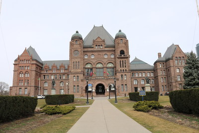 Ontario legislative building. (CNW Group/Unifor)
