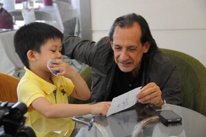 I bambini vietnamiti con problemi uro-genitali ringraziano l'Italia