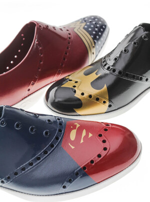 Biion Footwear and DC Comics create limited edition Batman and Superman Collection