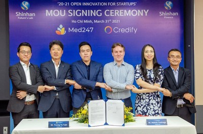 Credify and Med247 - a startup operating in the field of online and offline healthcare, signed an MOU on 31st March in Ho Chi Minh City