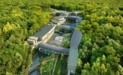 Aerial Rendering of Crystal Bridges Museum of American Art. Courtesy Safdie Architects.