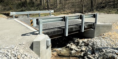 A high-tech composite bridge embedded with fiber optic sensors in north central Tennessee is intended to demonstrate the benefits of composite materials for bridge work.