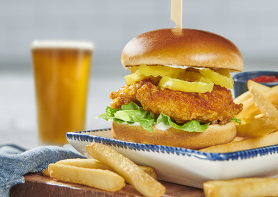 Red Lobster® unveils a crispy, juicy, sweet and spicy NEW! Nashville Hot Chicken Sandwich – perfect for lunch or dinner.