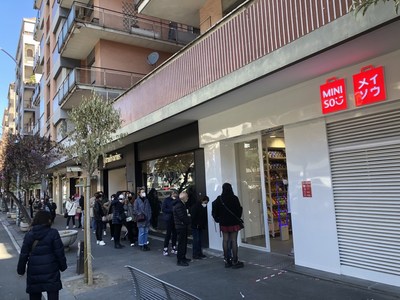 Leading lifestyle product retailer, MINISO, has conducted a soft opening of its first store in Italy which started on April 8. The first day of the soft opening attracted a queue of consumers.