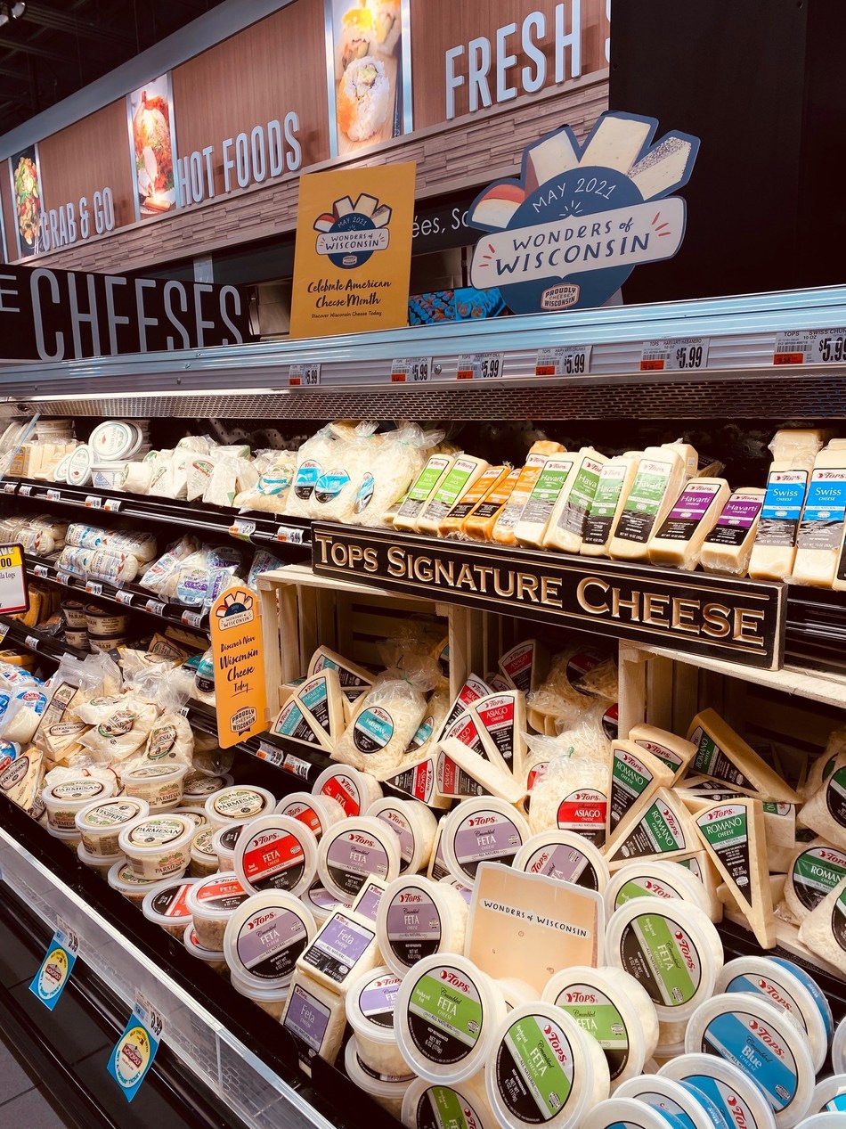 Wisconsin Celebrates Its 180th Cheesemaking Anniversary This May During