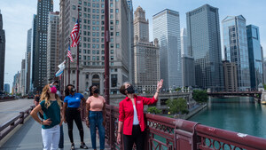 Chicago Architecture Center Expands Walking Tours on April 17; Chicagoans Can Safely Rediscover City during Spring Reopening and Celebrate 50th Anniversary of First CAC Docent Graduating Class