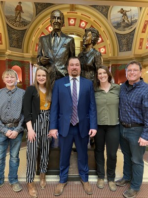 HB 396 Primary Sponsor and MT House Agriculture Committee Chairman Josh Kassmier celebrates passage of the bill with Morgan and Ken Elliot of IND HEMP and Brentlee and Jacynta Bomgardner, local Fort Benton 4-H teens who testified in support of feeding hemp to their animals.