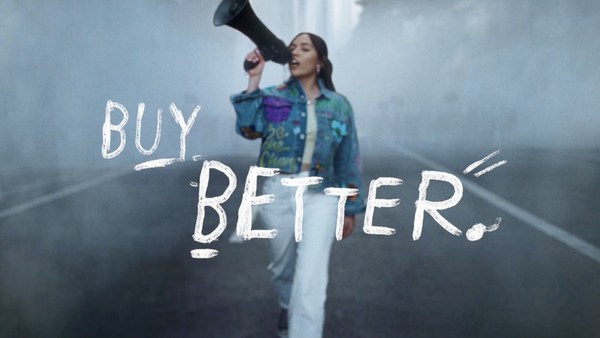 Xiye Bastida from the Levi's® Buy Better. Wear Longer Film (PRNewsfoto/Levi’s Middle East)