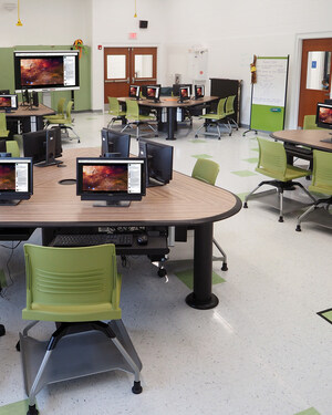 SMARTdesks: "American Rescue Plan" for Schools Ignites Opportunity for STEM Learning