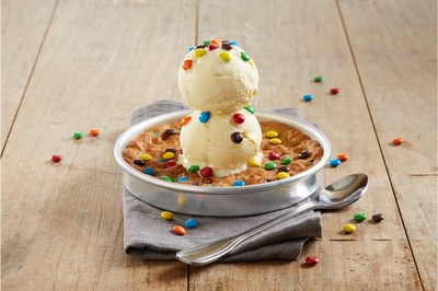 BJ’s Monster Pizookie® made with M&M’S® Minis