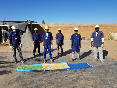 Innovative plastic waste recycling initiative making a positive difference at IAMGOLD’s Essakane mine. (CNW Group/Mining Association of Canada (MAC))