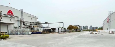 Axalta recently completed the expansion of its waterborne coatings plant in Jiading, Shanghai, China. The expanded site is designed to meet the growing demand for sustainable coating solutions for automotive, commercial vehicle and industrial markets in China and the Asia Pacific region.