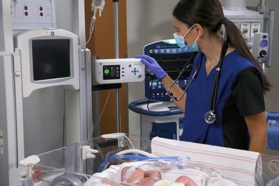 The Medtronic SonarMed™ airway monitoring system continuously checks for endotracheal tube obstruction and position for neonates and infants providing immediate, actionable intelligence for clinicians.