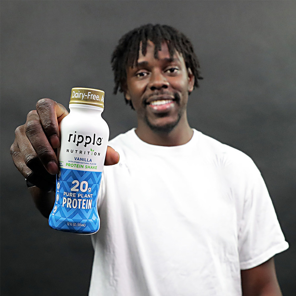 Leading up to the NBA Playoffs this season, Ripple Plant-Based Protein Shakes have become a go-to recovery shake for Holiday.