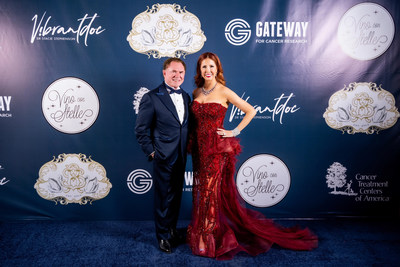The merger puts Gateway’s Chairman and Vice Chair, Richard J Stephenson and Dr. Stacie J. Stephenson, respectively, at the helm of the Phoenix-based Celebrity Fight Night organization. Photo credit: Bob & Dawn Davis Photography & Design