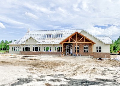 Resort-style amenities, including the WaterSong Club clubhouse, swimming pool and Biergarten, are expected to be completed later this year in WaterSong, Mattamy Homes’ first 55+ community in Florida’s booming active-adult market, the homebuilder has announced. (CNW Group/Mattamy Homes Limited)