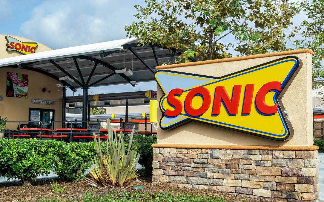 Delaget Makes It a Double with the Signing of Sonic Drive-In! - Vimarsana News