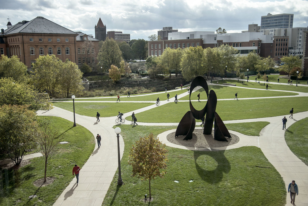 The University of Illinois Urbana-Champaign and IBM Plan to Launch New Discovery Accelerator Institute - Vimarsana News