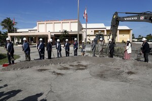 Florida Panthers Host Ceremonial Groundbreaking at Fort Lauderdale War Memorial