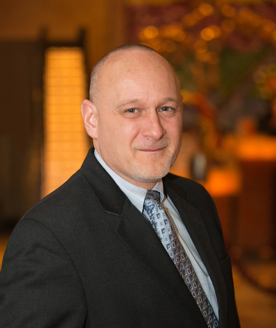 Mohegan Gaming & Entertainment Announces Appointment of Ray Pineault as President and Chief Executive Officer - Vimarsana News