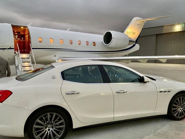 Bombardier Challenger Private Jet with Maserati