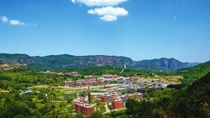 CGTN : La ville de Zhaojin, sol rouge au nord-ouest de la Chine
