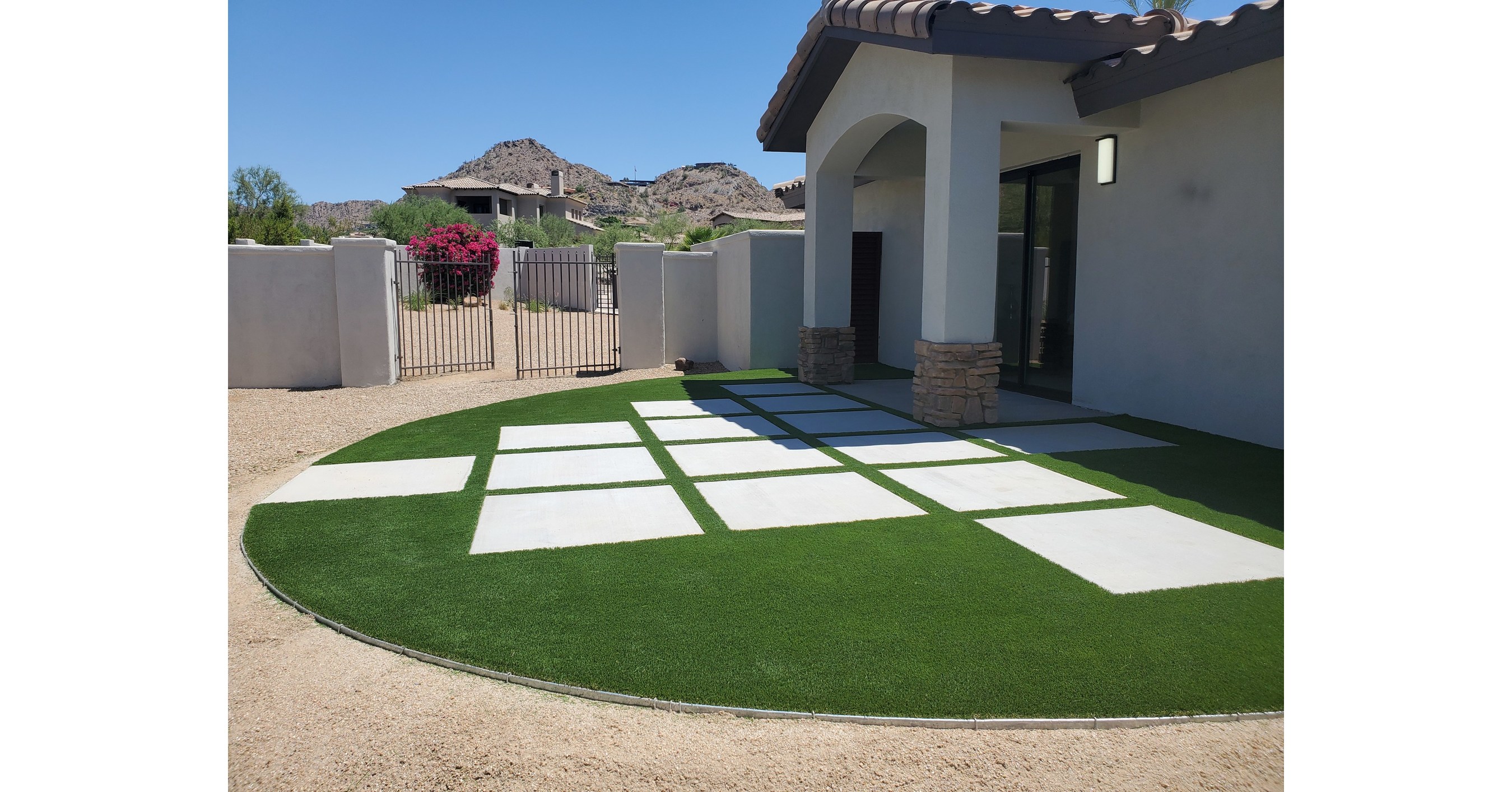 Synthetic Grass Creates a Lush Backyard Desert Oasis