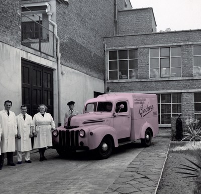 Unable to view the image, Please provide a valid URL.