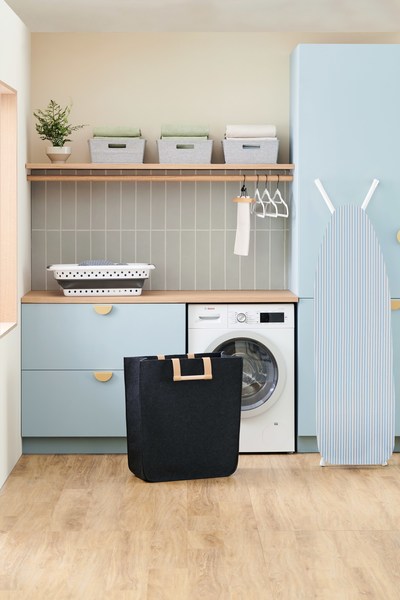 Squared Away™ is a new line of storage, organization, and cleaning solutions for the home. Useful for every room, Squared Away offers a smart and stylish set of products to keep a home looking great and functioning well.