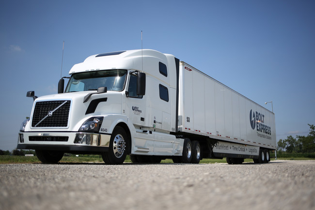Truckload shipping with Bolt Express means a commitment to safety and the highest level of customer service.