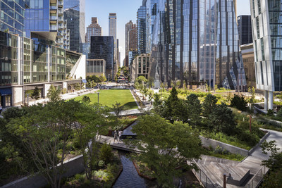 Developed by GID Development Group, Waterline Square is situated on five acres along the Hudson River waterfront between West 59th Street and West 61st Street and home to a beautifully landscaped 2.6-acre park.